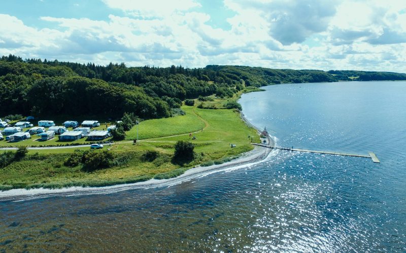 Glamping ud til fjord - til 2