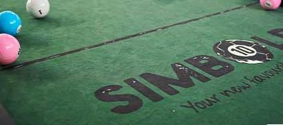 






Simbold - sjov blanding af fodbold og pool