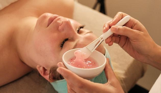 En Face Collagen Rose Blossom-behandling 