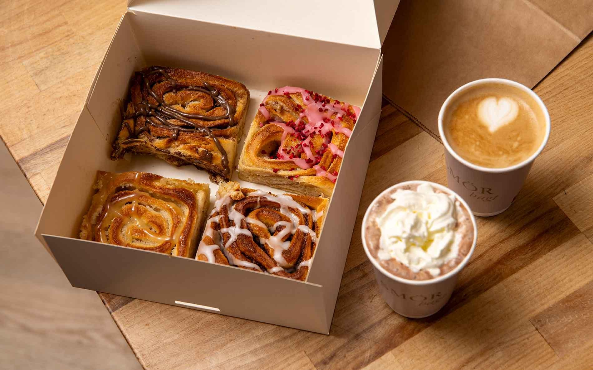 Valgfri snegl og stor kaffe