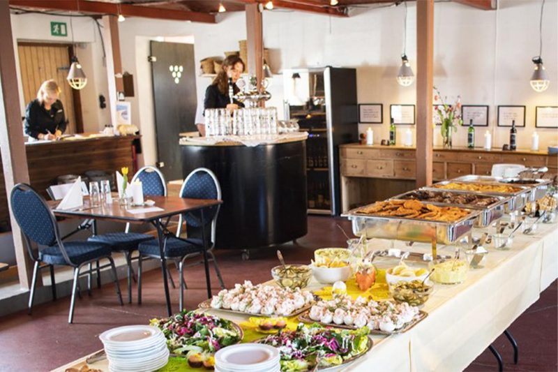 Kæmpe pinsefrokost 