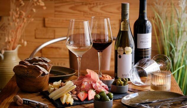 Bestseller: Tapas og vin hos Vinum Historia