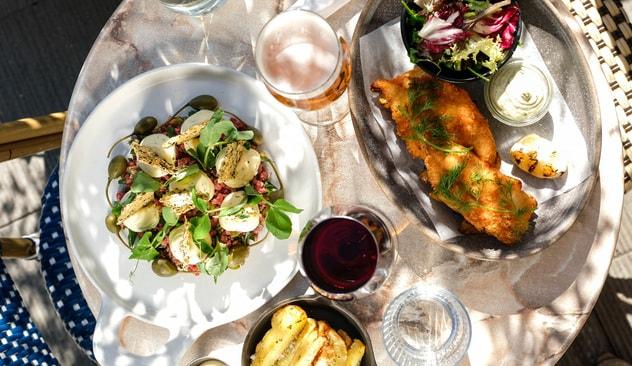 Fisk og fritter eller tatar