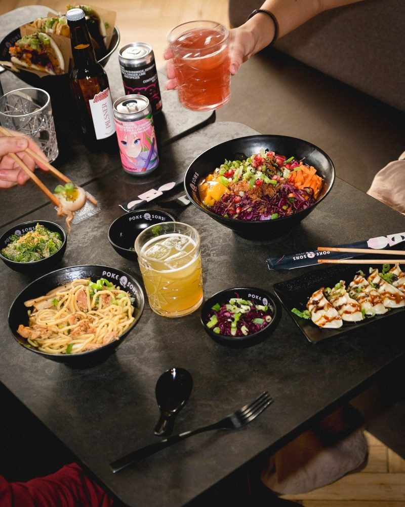 Deal på Frit valg på ALT @ Poké & Sons - Asiatisk Velsmag & Nordiske Råvarer