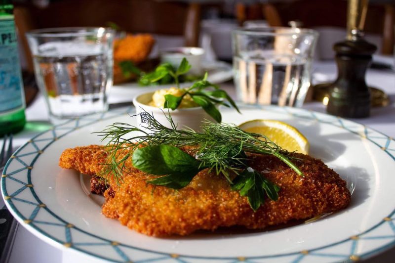 Kromenu med 3 retter hos Nyhavns Færgekro i Indre By