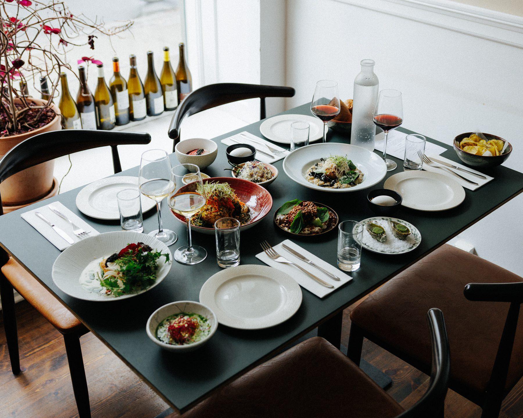 Chef's tasting menu hos Kargo Apartment #245