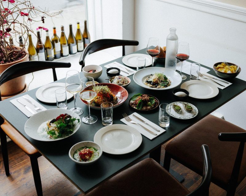 Chef's tasting menu hos Kargo Apartment #245