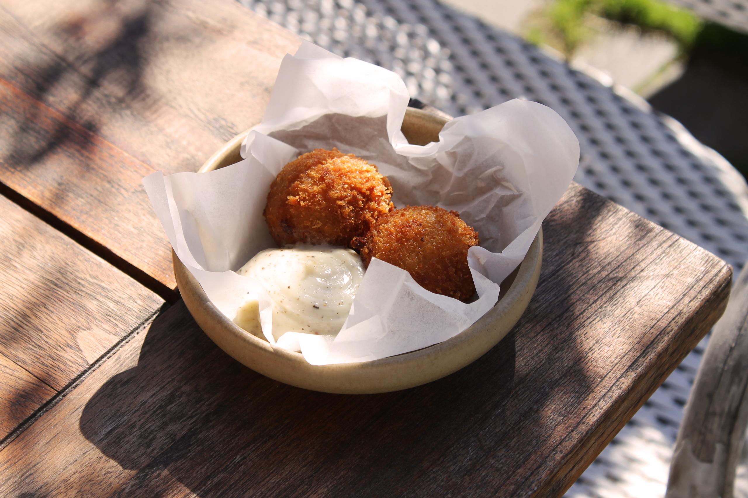 Delevenlig comfort-food ved Københavns havnekaj