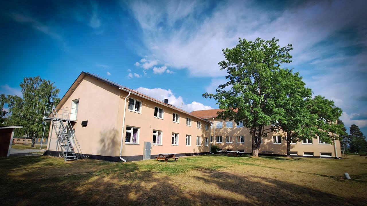Hyggeligt hotel omgivet af grønne omgivelser
