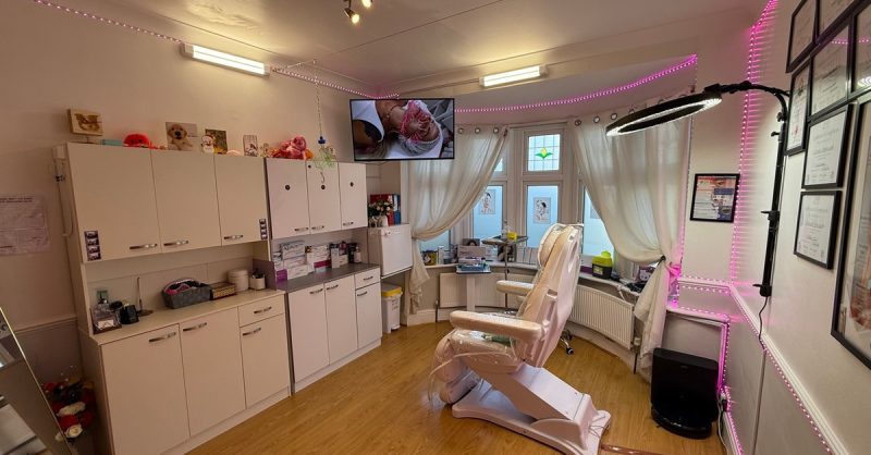 Lumi Eyes Skin Booster or Full Face Treatment at Aesthetics Therapy