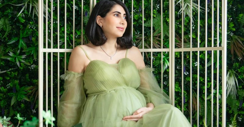 1-Hour Maternity Photoshoot at Capture SP Studio