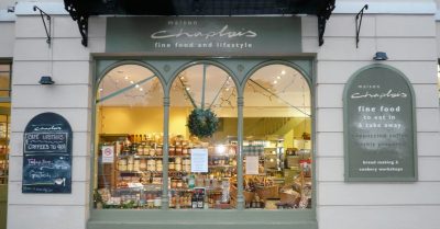 Savor Gourmet Artisan Pancakes at Maison Chaplais