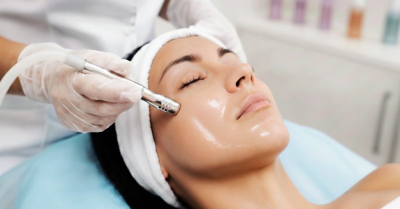 Full Face Microneedling with Anti-Aging Serum at Syaadah Aesthetic Clinic