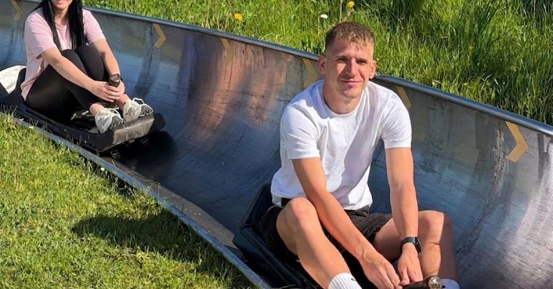 Exciting Toboggan Rides & Sno-Tubing for Two at Swadlincote Snowsports Centre