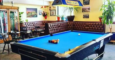 Enjoy Pool and Billiards at Cousins snooker & pool club