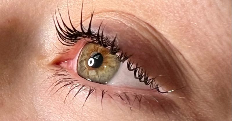 Brow Lamination and Lash Lift at MamiYaba