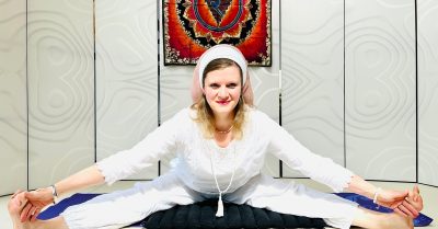 Yoga Class at Yoga Kundalini - Transform Your Practice Today!