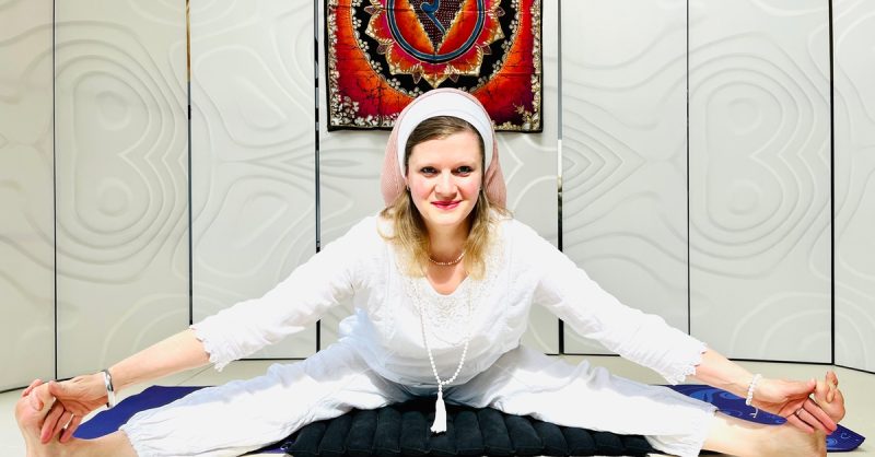 Yoga Class at Yoga Kundalini - Transform Your Practice Today!