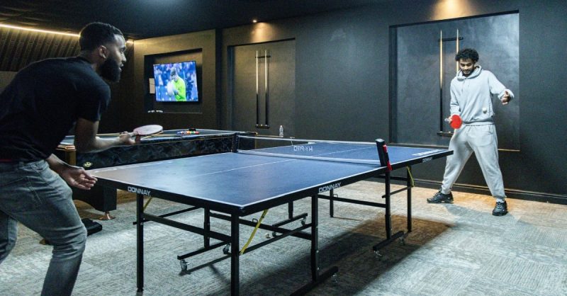 Entertainment Room for Two Hours with Drinks at FOMO Lounge