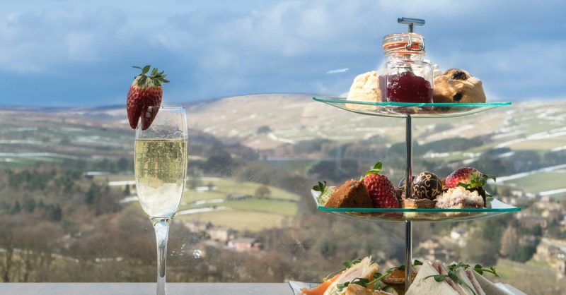 Vineyard Tour with Wine Tasting & Breakfast at Holmfirth Vineyard