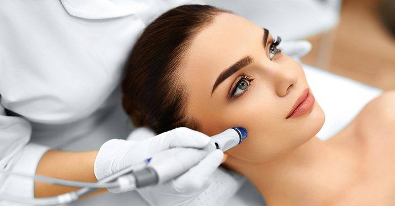 Luxury HydraFacial and LED Light Therapy at aesthetic zone in Knightsbridge