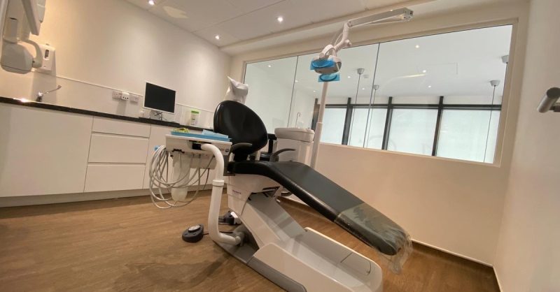 Teeth Whitening & Clear Braces at A Silva Dental Studio