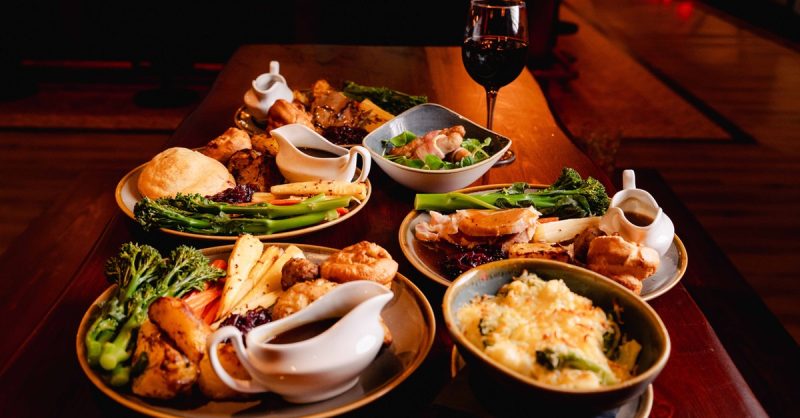 Sunday Roast for Two or Four with Wine at Bonnie Rogues Kingston
