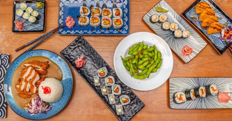 Sushi Platters for Two at Teriyaki - 30 or 50 Pieces Available
