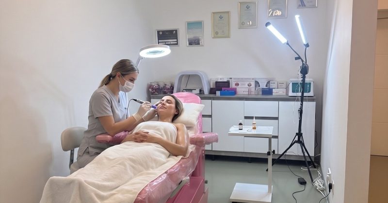 Revitalize Your Skin with Facial Microneedling at AMstarLips