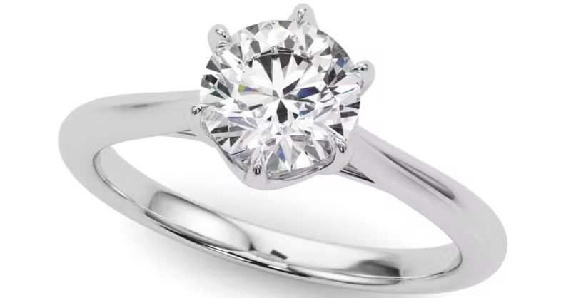 Classic Solitaire Engagement Ring at Sunshine Diamonds