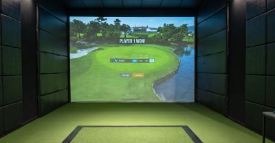 Indoor Golf Trackman Simulator + Pint at PAR4GOLF for 1-4 People