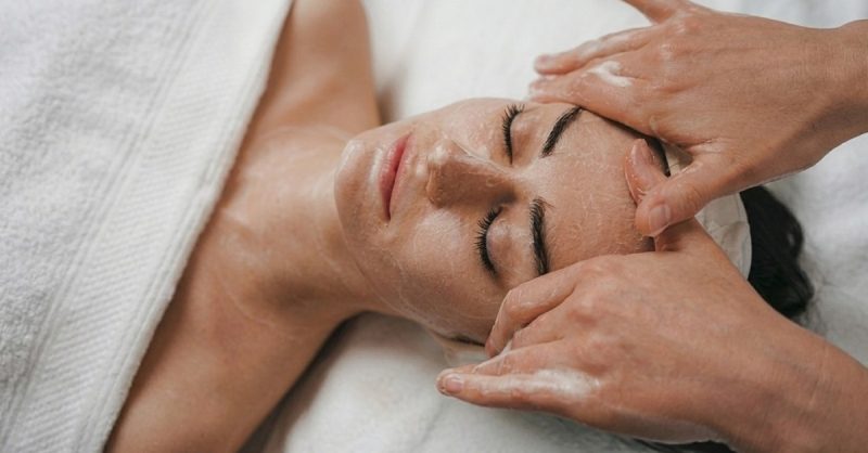 Seventy Hyal Skin Booster at Shamis Health & Beauty for Youthful Skin