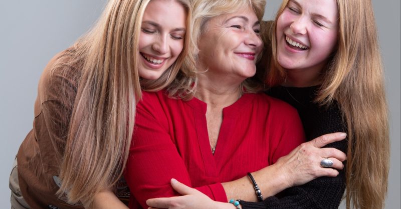 Family Legacy Photoshoot with Two Desk Frames at Zen Shots