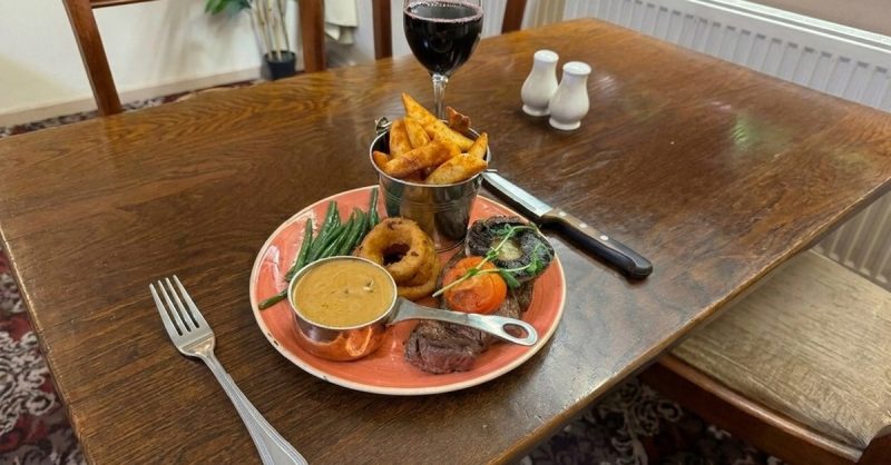 Delicious Food and Drink at Trecastell Hotel in Your City