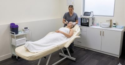 HydraFacial Sessions at Glow up Lounge for a Radiant Complexion