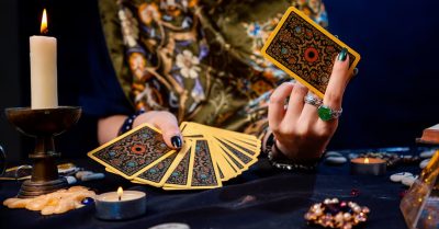 Tarot Card Reading at The Oracles Eye