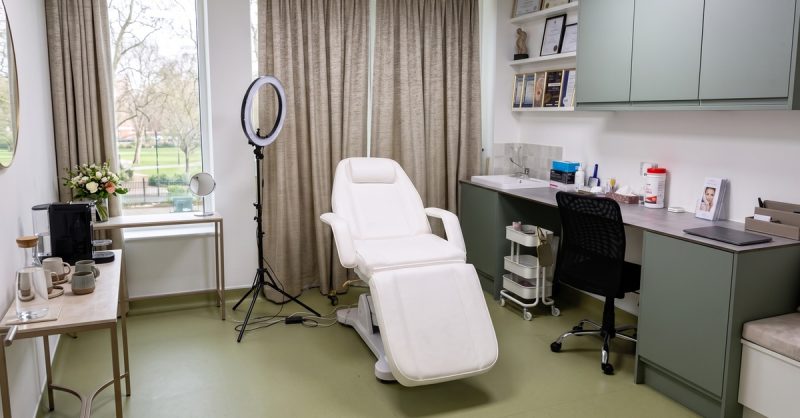 Refresh & Rejuvenate Your Skin at Beauty Institute