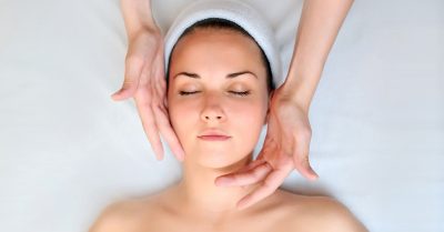 HydraFacial Treatment for Radiant Skin at Queen Land Clinic