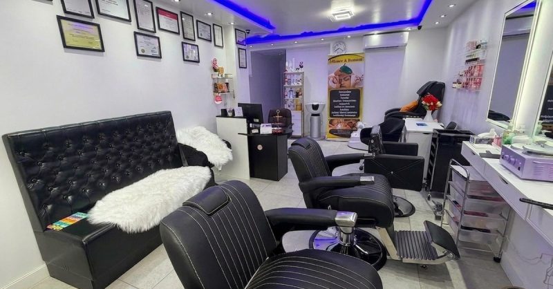 Eyebrow or Full Face Threading at RBrows & Beyond