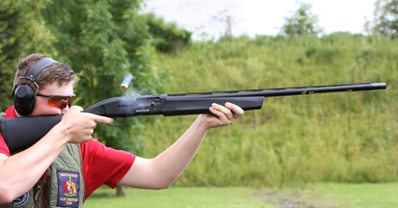 1 Hour Clay Pigeon Shooting for 2 or 4 at Sporting Targets