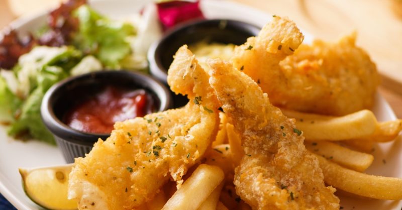 Enjoy Classic Pub Mains and Drinks at The Overcliff Pub