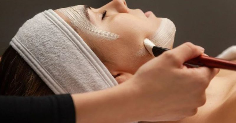 Pamper Package at HAUTIQUE SKIN AESTHETIC in Covent Garden