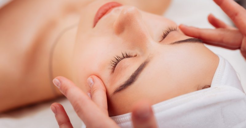 60-Minute Hydro Radiance Facial at Rewind Beauty