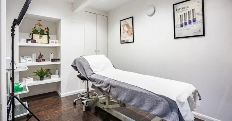 Eye Rejuvenation with PRF at Lime Clinic
