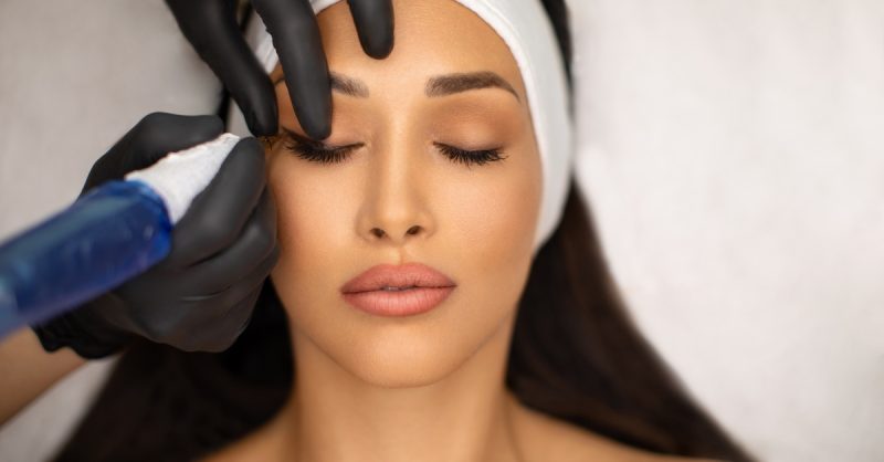 Stunning Semi-permanent Eyeliner or Lip Liner at aesthetic zone