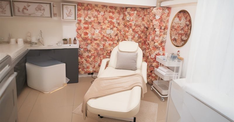 Revitalize Your Skin with Skin Booster Sessions at Aurah Aesthetics Uk