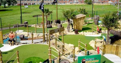 Mini Golf Experience at One Stop Golf in Hull