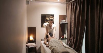 Relaxing 30 or 60-Minute Swedish Massage at isha nails and beauty camden