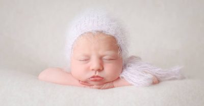 Newborn Photoshoot with Print at Baby Lounge Photography