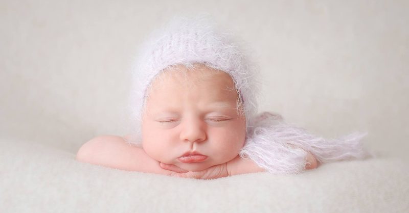 Newborn Photoshoot with Print at Baby Lounge Photography